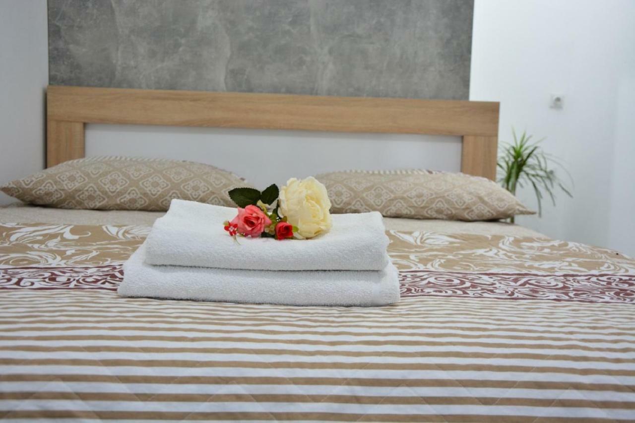 Hostel Center Ulcinj Kültér fotó